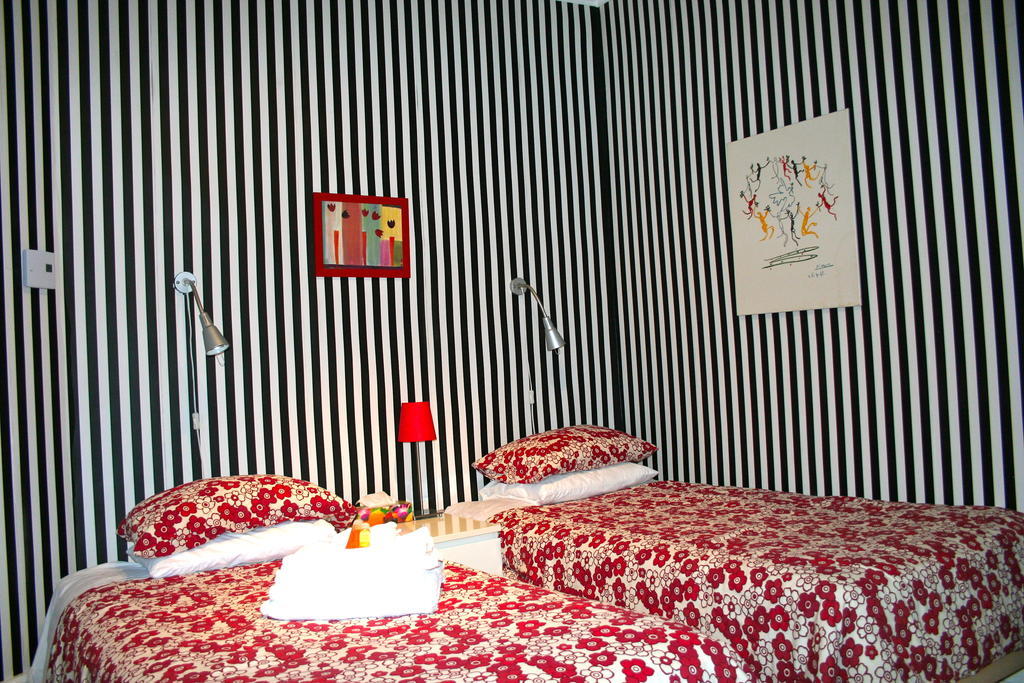 Gite University Bed And Breakfast Montréal Quarto foto