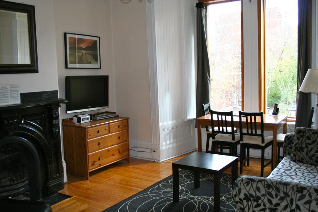 Gite University Bed And Breakfast Montréal Quarto foto